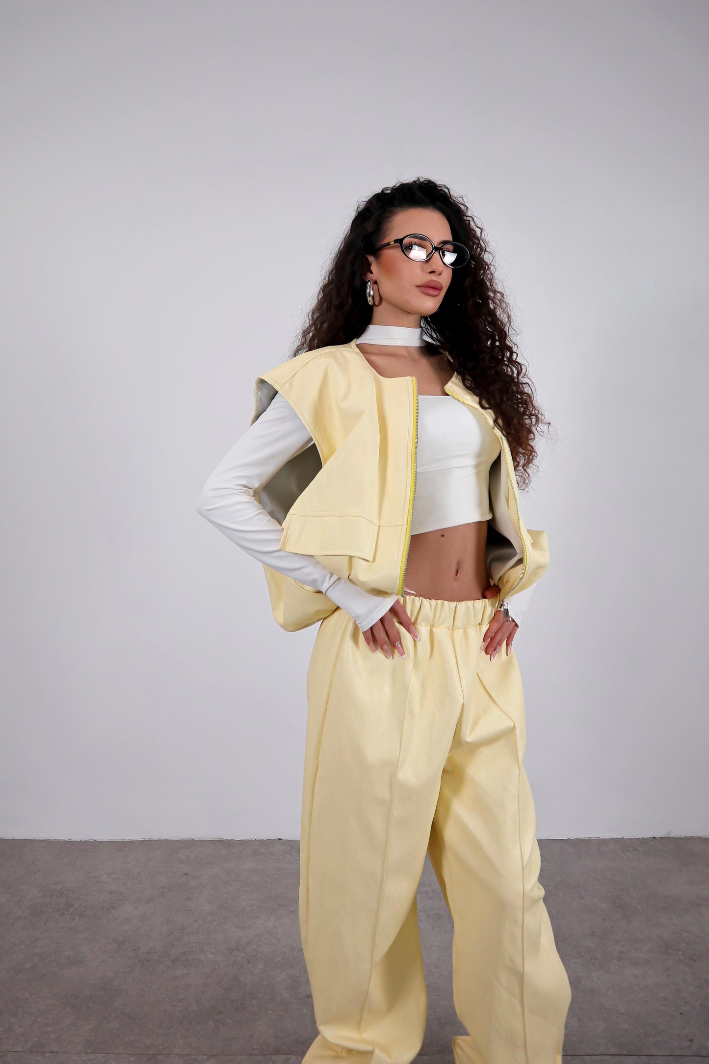 Completo ecopelle Holly - Giallo pastello