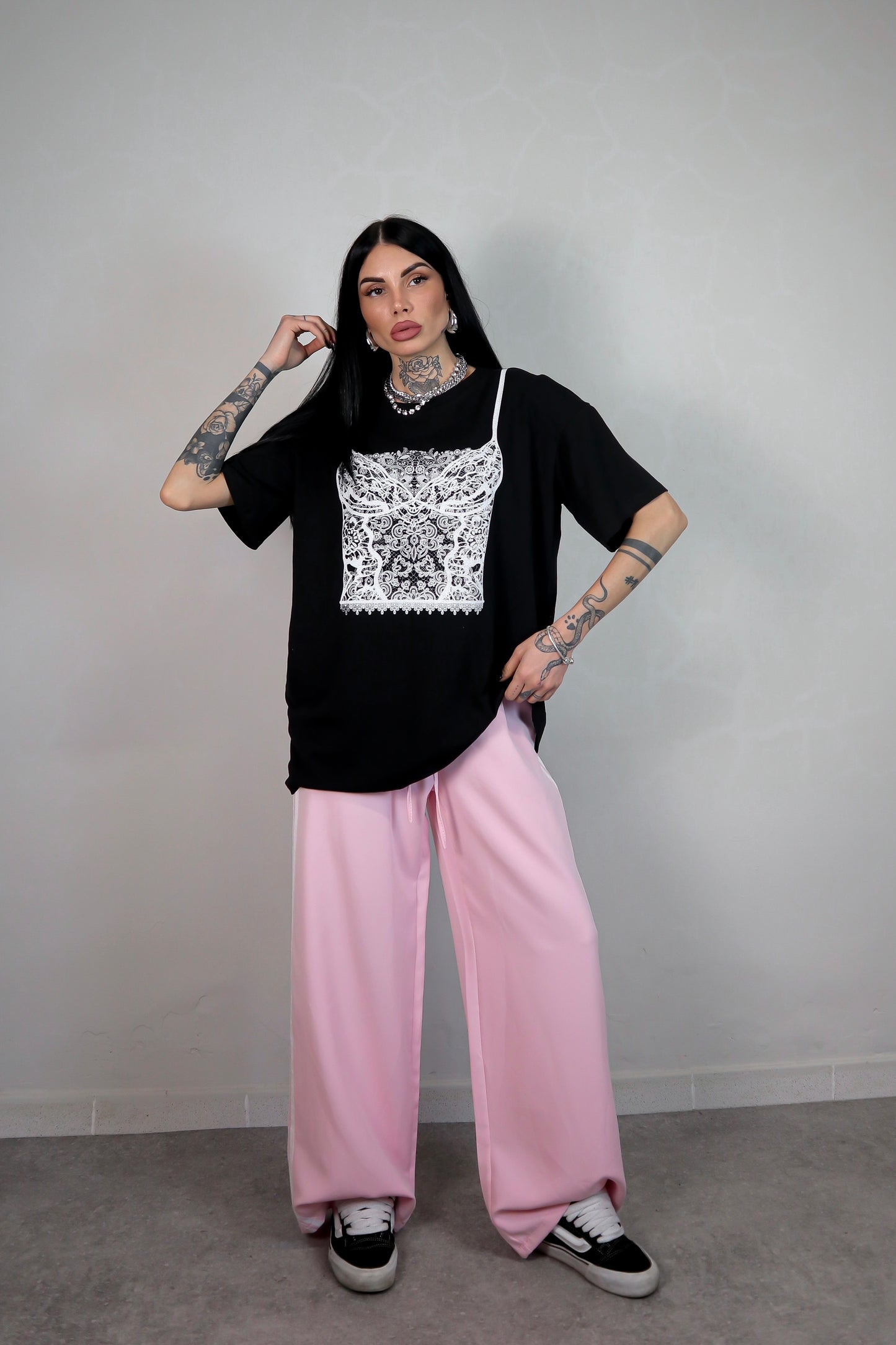 T-Shirt Over Bralette - Nero
