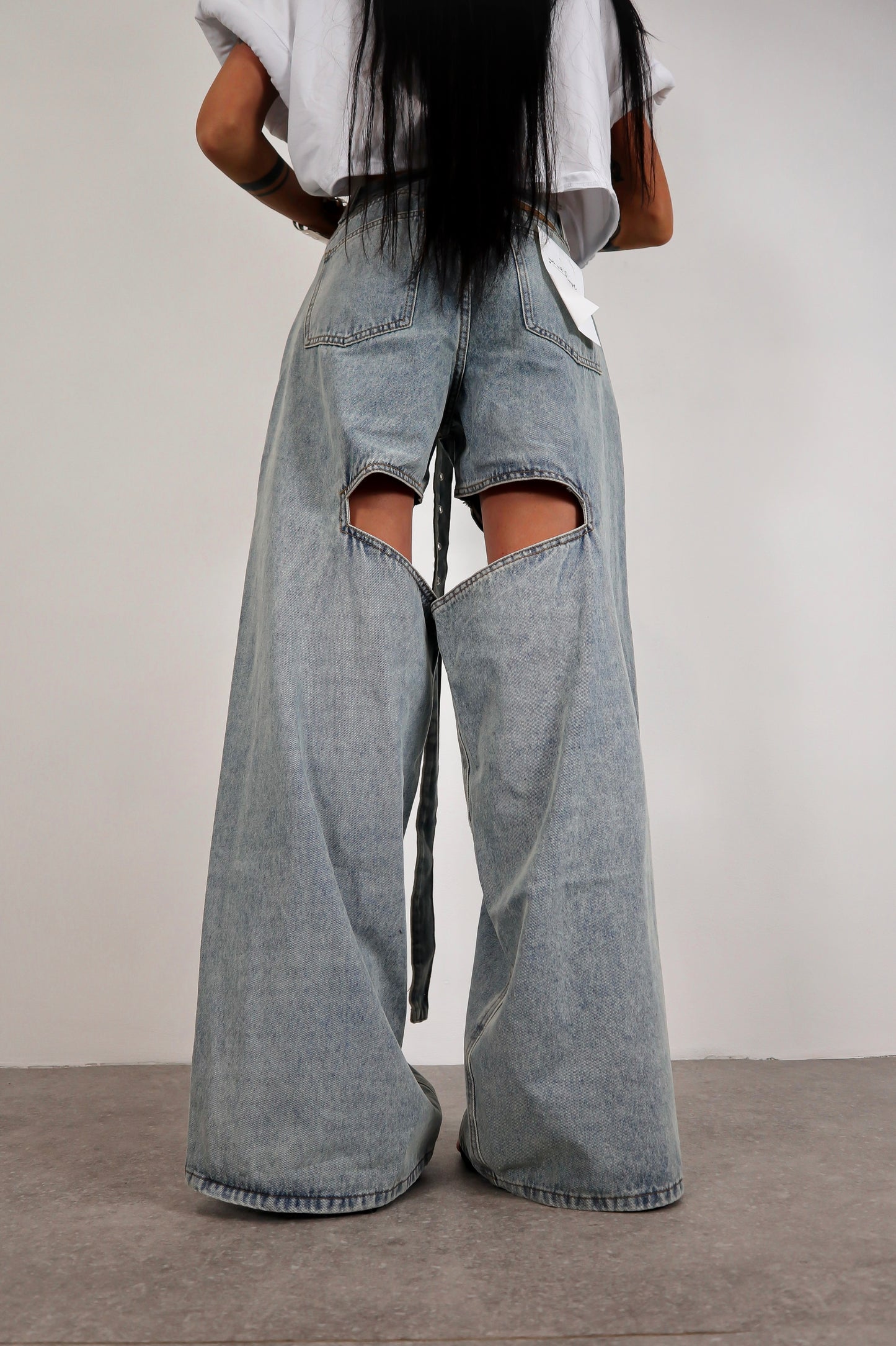 Jeans cut out Bryanna