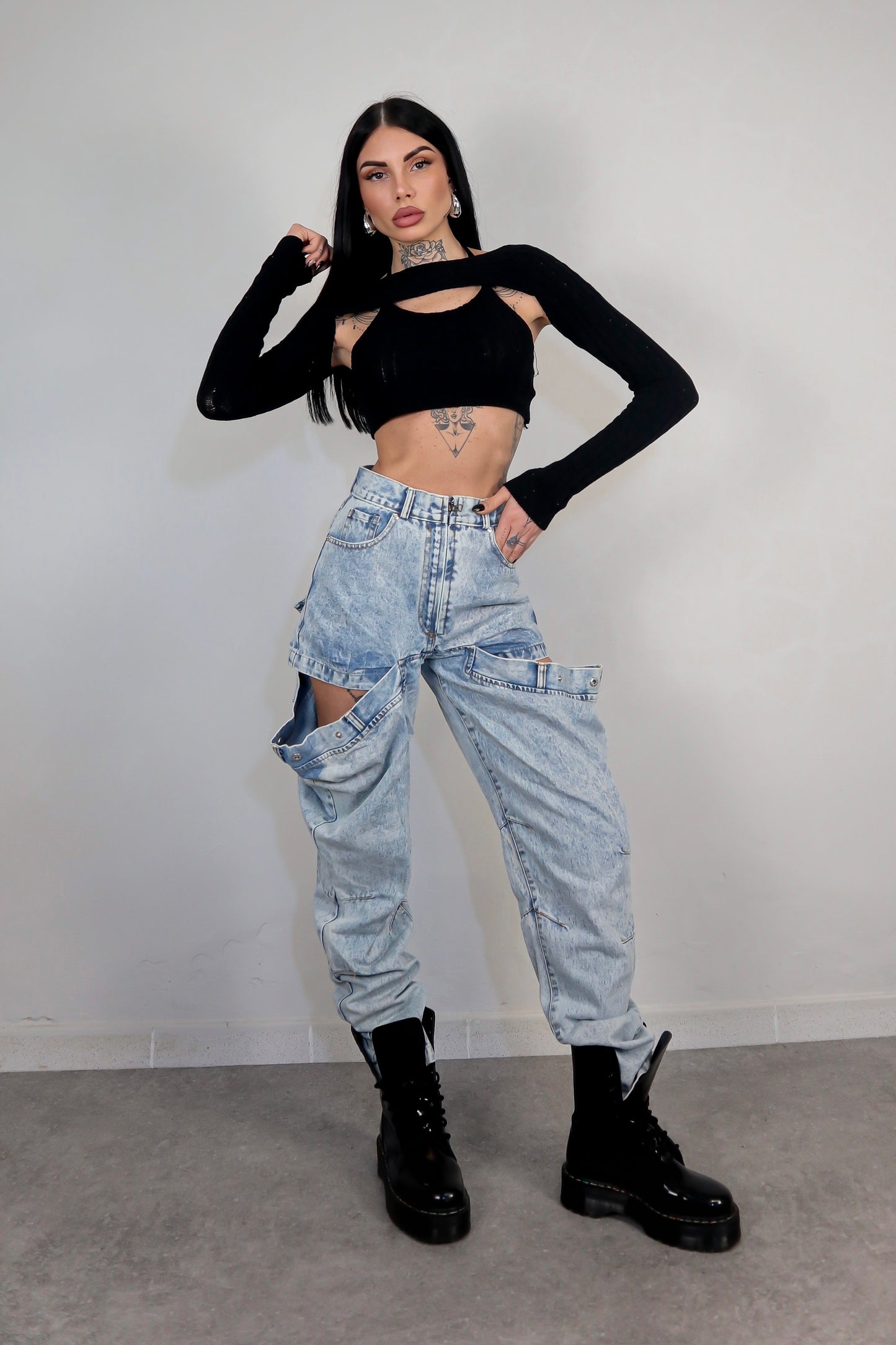 Jeans cut out Baddie