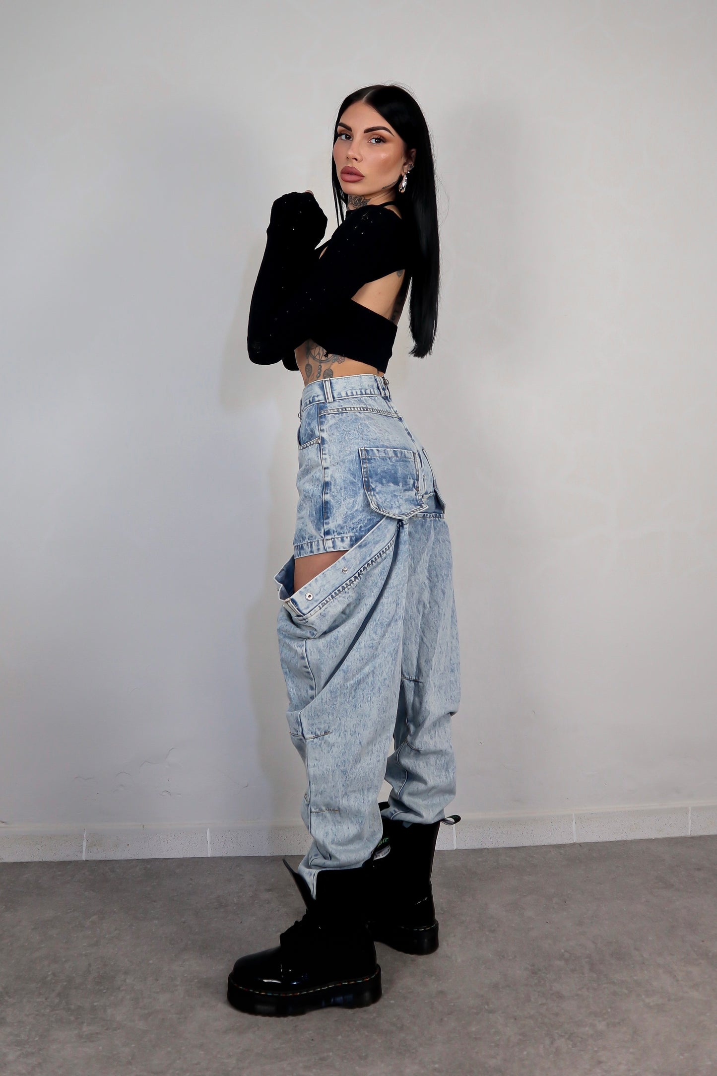 Jeans cut out Baddie
