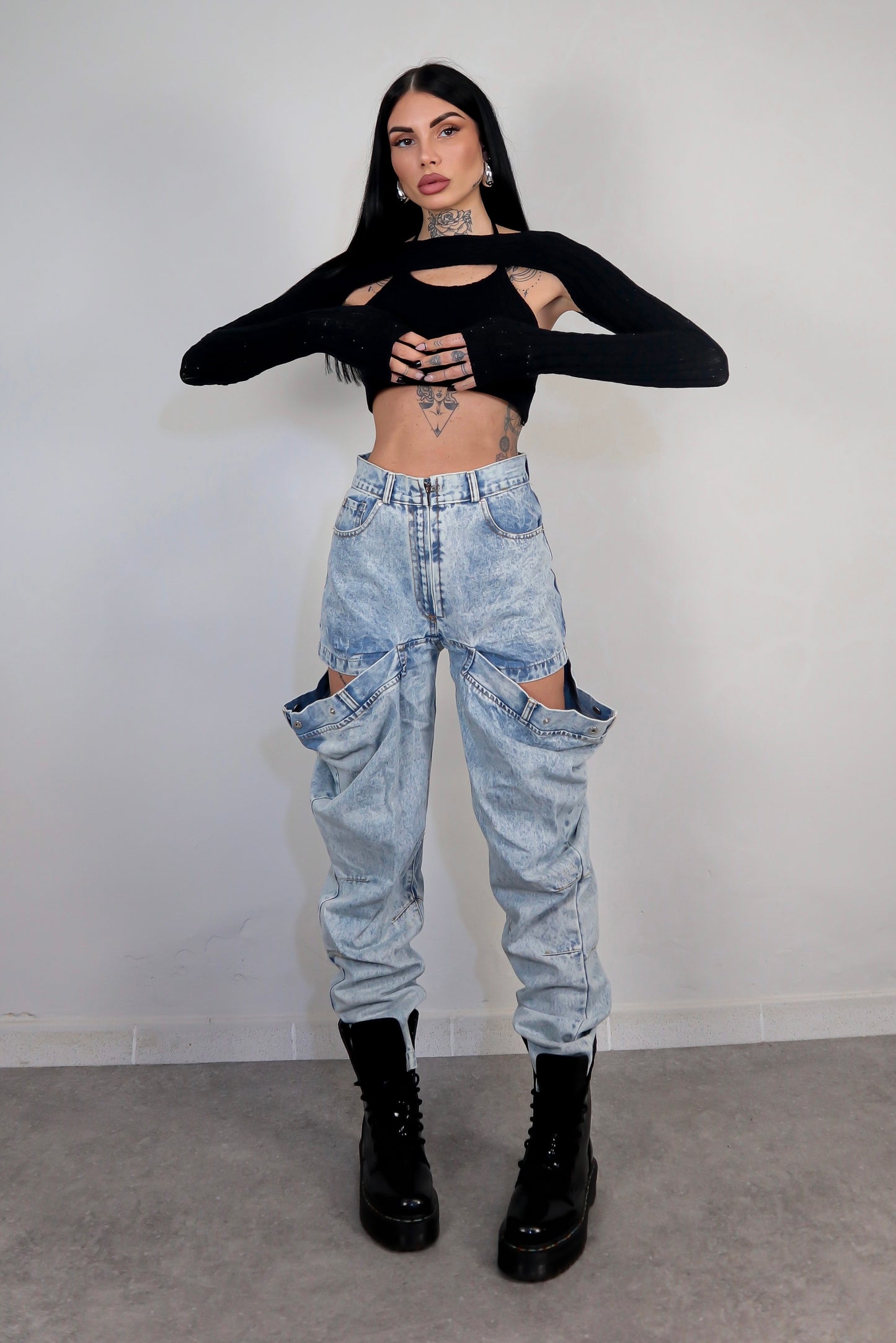 Jeans cut out Baddie