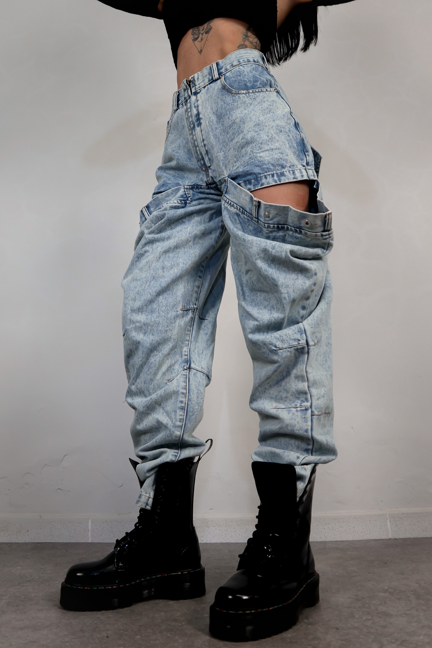 Jeans cut out Baddie