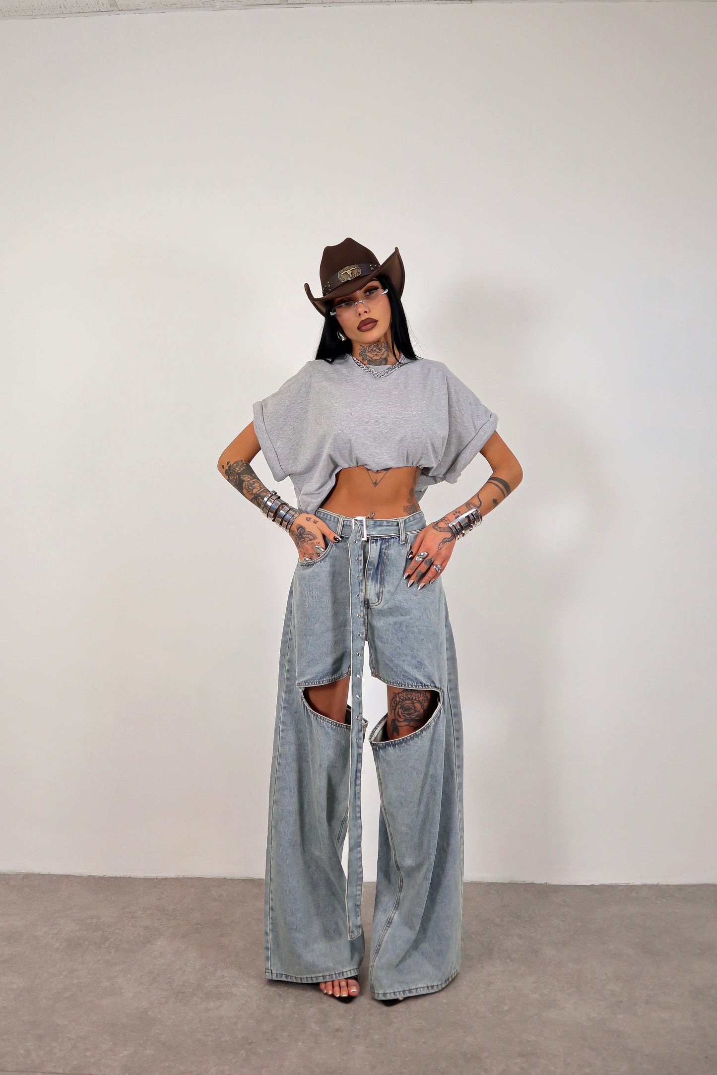 Jeans cut out Bryanna
