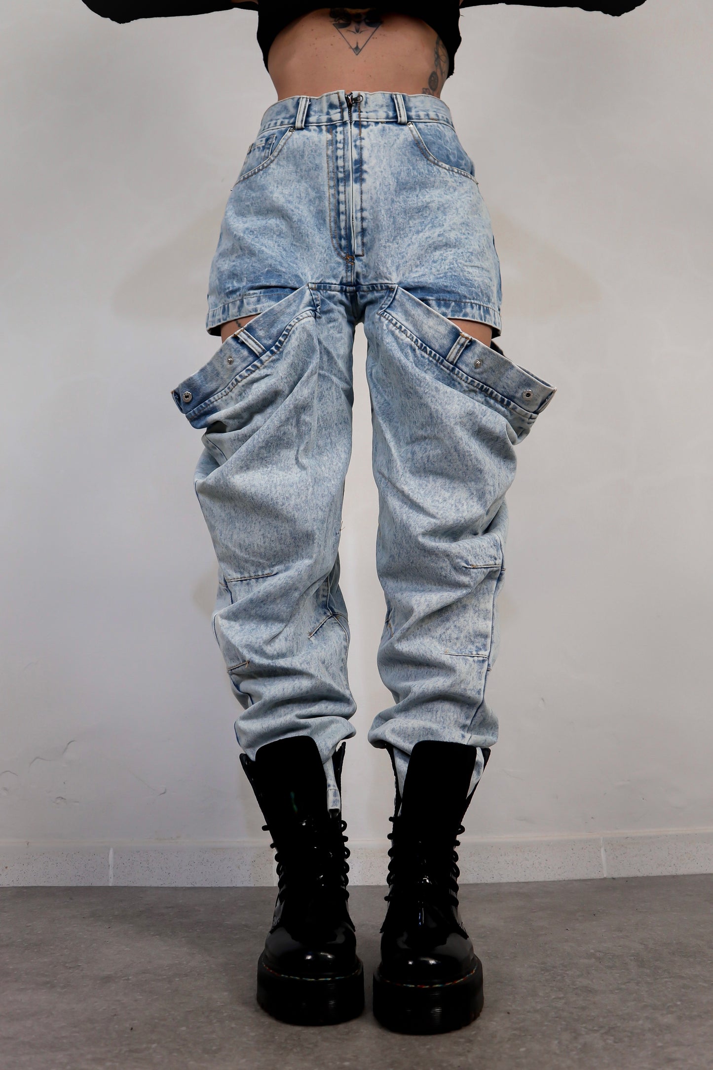 Jeans cut out Baddie