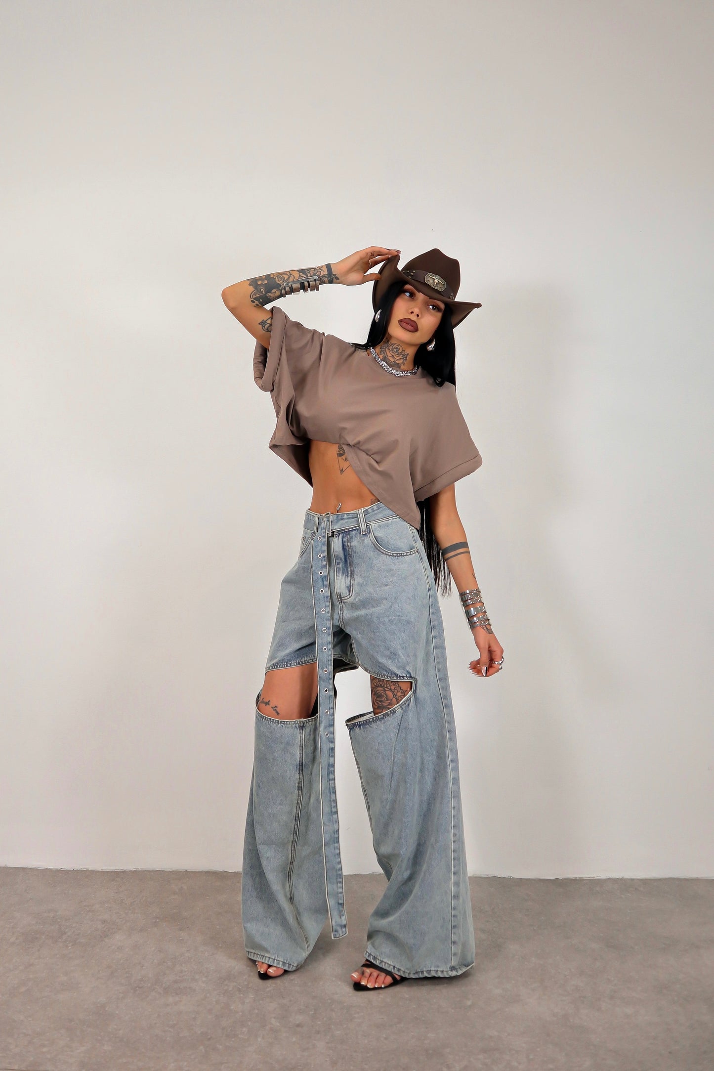 Jeans cut out Bryanna